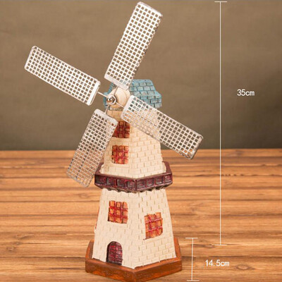 

Toponeto European Resin Ornaments Retro Model Home Room Decorations