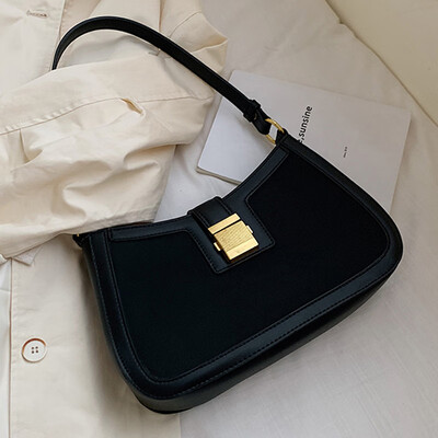 

The new 2019 Korean version of the autumn womens bag is popular with a simple oblique satchel