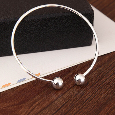 

Women Simple Silver Plated Open Hand Cuff Bracelet Size One Size