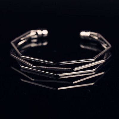 

Fashion Wild Personality Irregular Geometry Polygon Open Bracelet Unisex Pair Hand Ring Jewelry Hot Gift