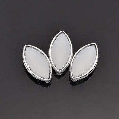 

Sew on Taiwan Acrylic Imitation Jade Silver Plated Garment Accessories Horse Eye White 12x8x5mm Hole 1mm