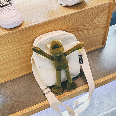 

Ins bag female messenger bag ancient feeling girl college students Korean version of funny ugly Meng Bao single shoulder Japanese