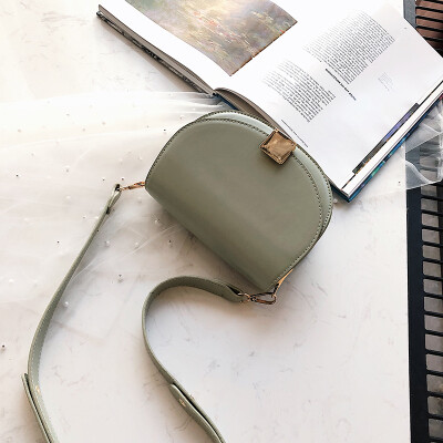 

Advanced sense bag foreign style simple texture handbag 2019 new Korean version of the wild single shoulder slung fashion saddle bag