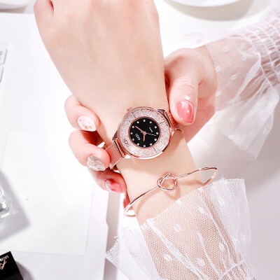 

Can be special Korean version of the steel belt waterproof ladies watch couple Korean version of the trend fashion watch