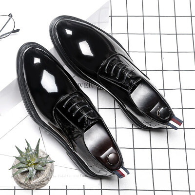 

Glossy pointed leather shoes casual shoes with Korean hair stylist shoes mens shoes model 302 patent leather black