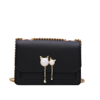 

Fashion funny embroidery pig bag female 2019 new lacquer pig head female bag tide wild cute chain shoulder bag