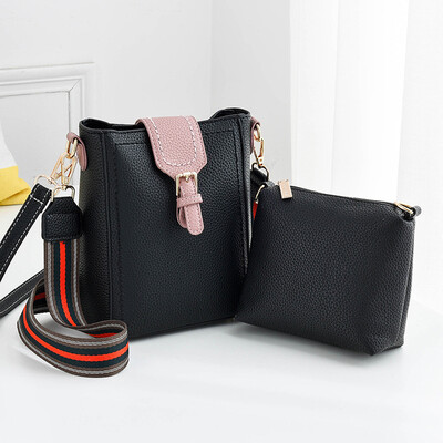 

Female bag 2019 spring new cool Korean fashion handbag shoulder Messenger bag bun bag