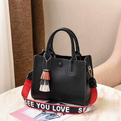 

Handbag lady fashion retro sour side bag Korean version of one-shoulder fashion black bag simple oblique Bag