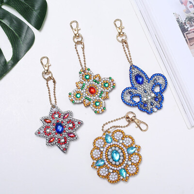 

Siaonvr DIY Special Shape Full Diamond Diamond Pattern Key Ring Set Diamond Embroidery