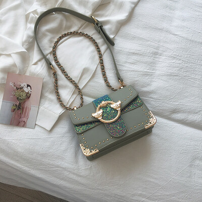 

French small foreign style texture bag female 2019 new wild single shoulder slung fashion rivet chain small square bag