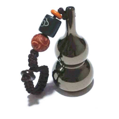 

Chinese Traditional Good Luck Gourd Keychain Mini Keyring Lucky Pendant Car Keys Ornaments