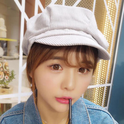 

Ladies Corduroy Beret Newsboy Baseball Cap Women Outdoor Travel Hat