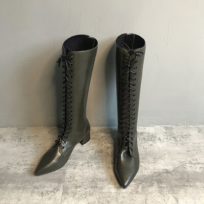 

Children of net red boots autumn Korean version of ins zipper tips thick-heeled Knight boots slim boots