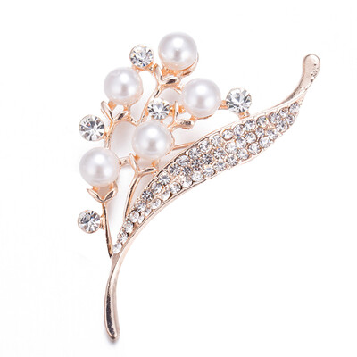 

Women Simulated Pearl Rhinestones Flower Brooch Pins Alloy Femme Breastpin Scarves Buckle Jewelry Decorations