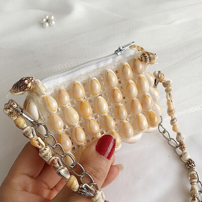 

Tailored Women Natural Sea Shell Bag Hand-Weaved Messenger Cute Waterproof Crossbody Bag