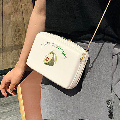 

Womens bag 2019 new trend line Sen small bag fashion chain bag summer small fresh wild ins Messenger bag