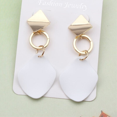 

EK781 Korean Styles Rhombus Sequin Hanging Earrings for Women Geometric Metal Square Dangle Earring Jewelry Punk Christmas Gift