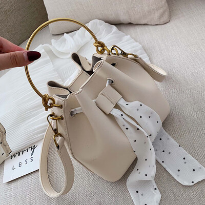 

Foreign women 2019 new Korean portable Joker shoulder bag summer fashion scarves slung bucket bag
