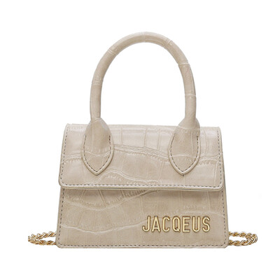 

European&American fashion snake pattern handbag 2019 new atmospheric snake head lock buckle diagonal package wild large capacity chain bag