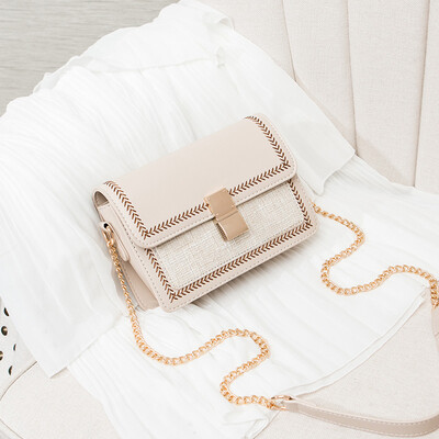 

French minority womens bag 2019 Korean version 100 lap slant bag summer texture small square bag