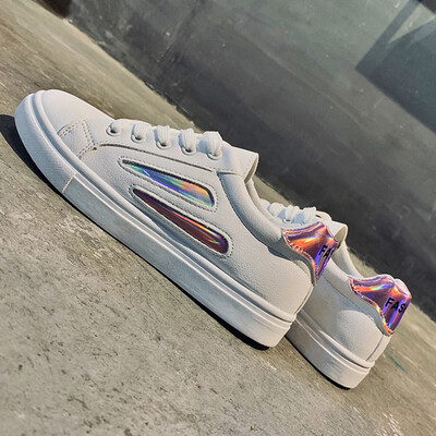 

White shoes women 2019 summer Joker foreign style Korean version of basic white shoes students tide thick-soled casual sponge cake