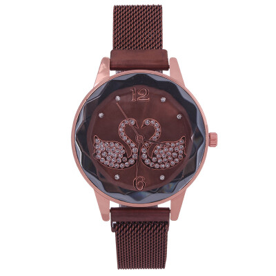 

Summer new magnet magnet strap ladies swan fashion watch student personality quartz watch