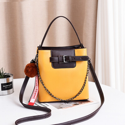 

On the new female tide Korean version of Joker fashion shoulder portable messenger bag bucket womens bag black