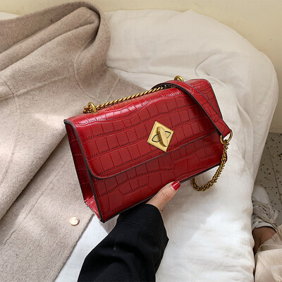 

Retro small square bag female bag 2019 new fashion chain bag Korean version of the texture casual shoulder shoulder squat bag