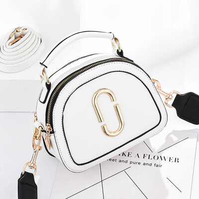 

New small bag girl fashion single shoulder handheld splice girl mini oblique satchel ins overheated