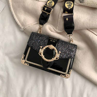 

Ins small bag female chic wild 2019 new wave Korean version of the slung shoulder fashion sequins broadband small square bag