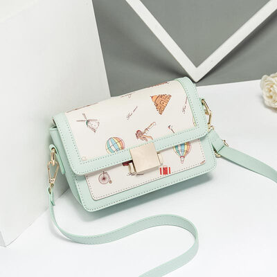 

Summer ins Super Fire Girl Korean version of shoulder Messenger bag fashion Joker student diagonal