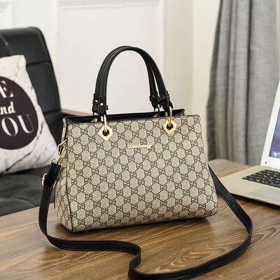 

Female spring&summer handbag Korean middle-aged mother bag bag shoulder Messenger bag Joker womens bag