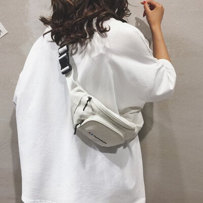 

Ins canvas small bag female 2019 new Korean casual letter girl chest bag wild sports mobile phone pocket