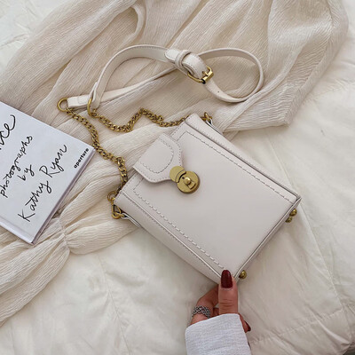 

Chic mini small bag high sense of foreign style womens bag new 2019 fresh lock bucket bag shoulder Messenger bag