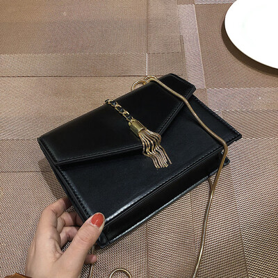 

Qiao Bani 2019 new South Korea Dongdaemun fashion simple solid color chain small square bag shoulder diagonal female bag