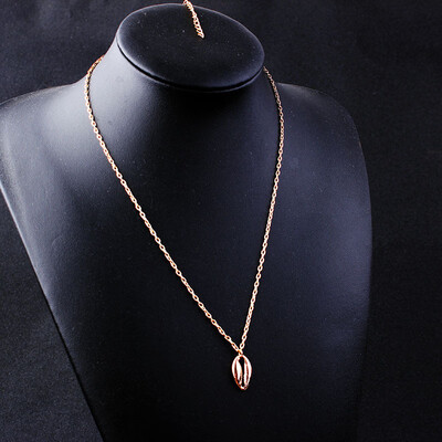 

Vintage Fashion Silver Alloy Conch Gold Shell Necklace For Women shape Pendant Simple Seashell Ocean Beach Bohemian Jewelry