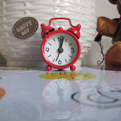 

Gobestart Creative Cute Mini Metal Small Alarm Clock Electronic Small Alarm Clock