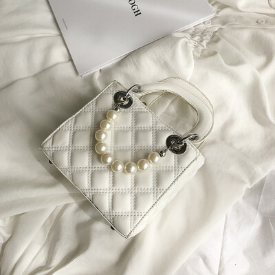 

Qiao Bani 2019 new European&American style fashion street shoot simple pearl wear bag shoulder bag diagonal cross tide handbag