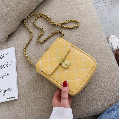 

North bag texture womens small bag 2019 new Korean version of Joker slung mobile phone bag Lingge chain shoulder small square bag