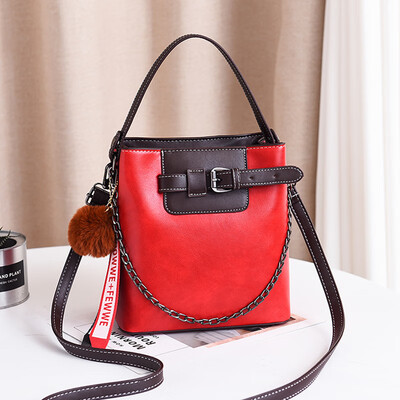 

Bucket bag womens fashion color belt buckle personality Korean single shoulder chain winter bag slung