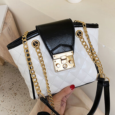

Fashion bag 2019 new Korean version hand-held rhomboid embroidered thread single shoulder chain 100 lapped bucket bag
