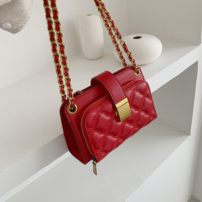 

Qiao Bani 2019 new Korea Dongdaemun fashion solid color embroidery thread chain small square bag shoulder diagonal tide handbag