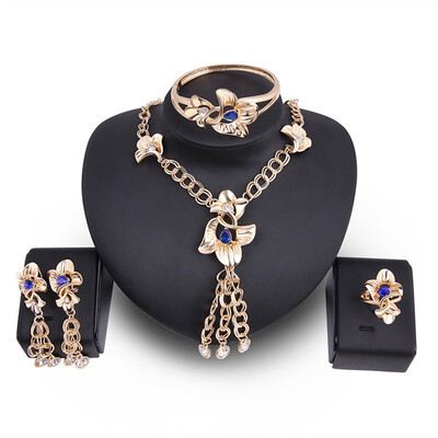 

Fashion Alloy Jewelry Set Flower Dangle Rhinestone Necklace Earrings Ring Bracelet Dress Accessory for Bridal
