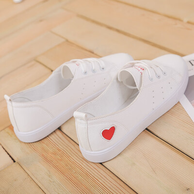 

White shoes women spring 2019 new Joker Korean casual shoes chic shoes women flat-bottomed student board shoes tide