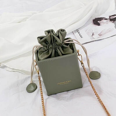 

Summer new personality bag female bag 2019 new fashion drawstring Messenger bag shoulder chain small square box bag