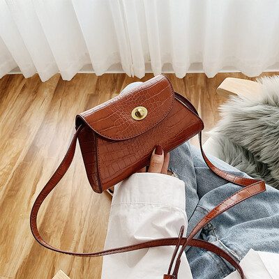 

Fallwinter new small bag women 2019 new tide Korean texture stone messenger bag fashion temperament shoulder bag