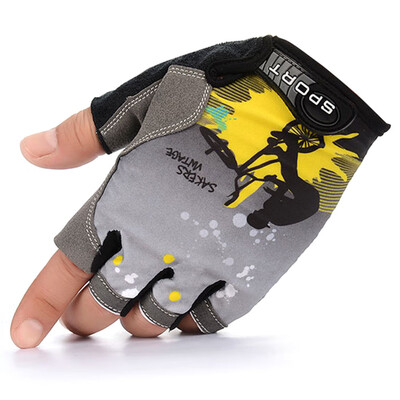 

A Pair New Summer Breathable Thin Section Ice Silk Half Finger Gloves Outdoor Mountaineering Riding Sports Fingerless Gloves