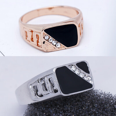

Fashion Men Vintage Titanium Hollow Ring with Crystal