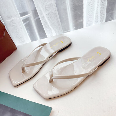 

Herringbone slippers women wear 2019 new summer Joker Korean version of semi-flat non-slip beach toe net red sandals