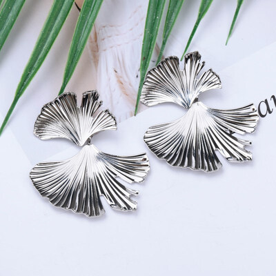 

2019 Hot Sale Women Heart Drop Earrings Girl Gift Flower Leaf Pendant Statement Earring Fashion Party Jewelry bijoux Orecchini